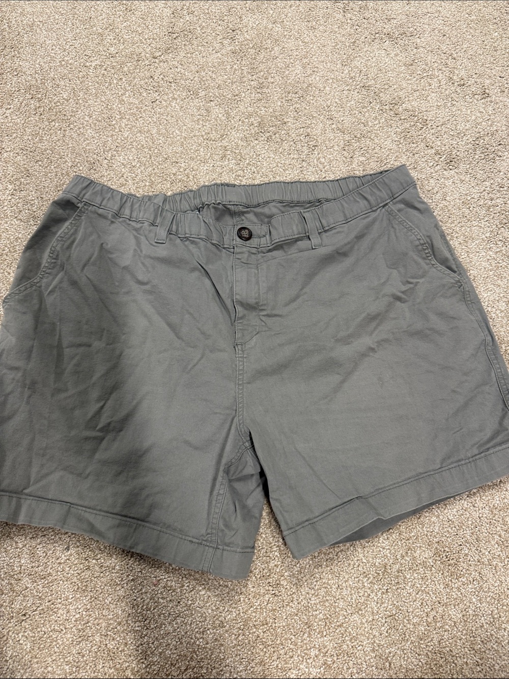 Chubbies Men's Slate Gray Flat elastic waist Shorts- 5.5” inseam, sz XXL